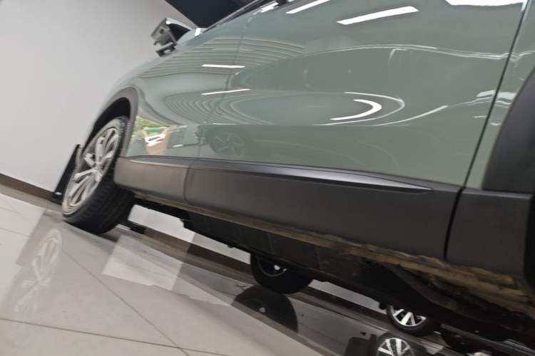 Used Chery Fengyun T9 2024 120 Long-Range Comfort Version 5-Seater with Ternary Lithium Battery Right Side Sill