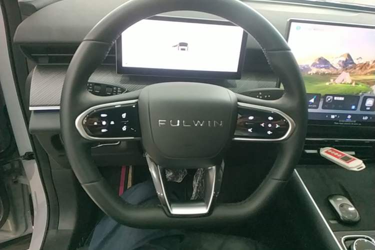 Used Chery Fengyun T9 2024 120 Long-Range Comfort Version 5 Seats Lithium Iron Phosphate Steering Wheel