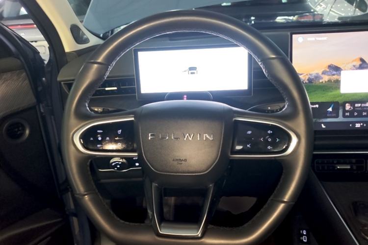 Used Chery Fengyun T9 2024 120 Long-Range Flagship Version 7 Seats Ternary Lithium Steering Wheel