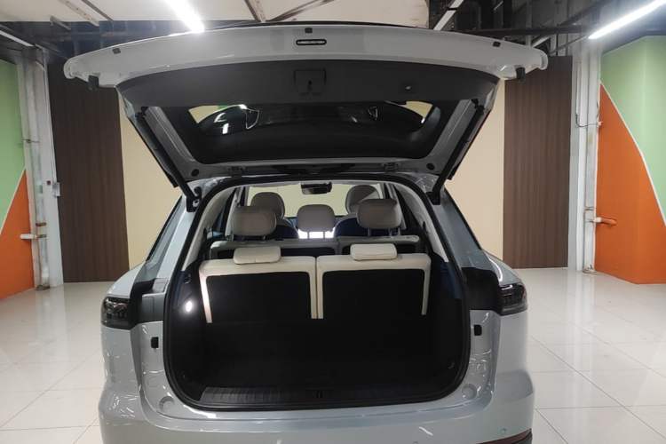 Used Chery Fengyun T9 2024 120 Long-Range Flagship Version 7 Seats Ternary Lithium Trunk