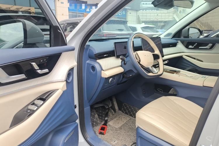 Used Chery Fengyun T9 2024 120 Long-Range Flagship Version 7 Seats Ternary Lithium Driver Seat