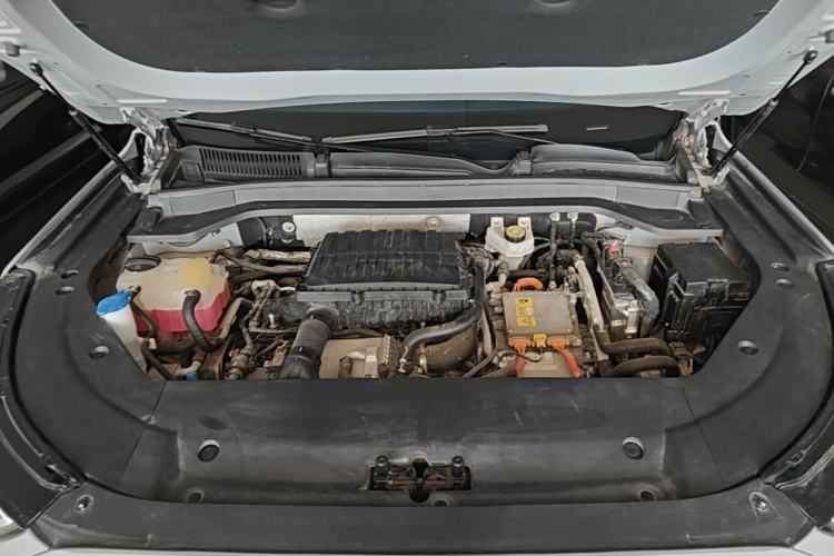 Used Chery Fengyun T9 2024 120 Long-Range Flagship Version 7 Seats Ternary Lithium Engine Bay
