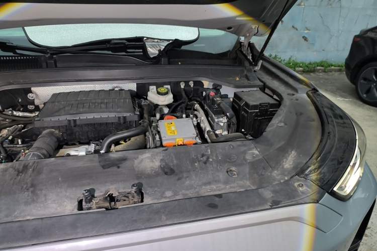 Used Chery Fengyun T9 2024 120 Long-Range Flagship Version 7 Seats Ternary Lithium Engine Bay Left