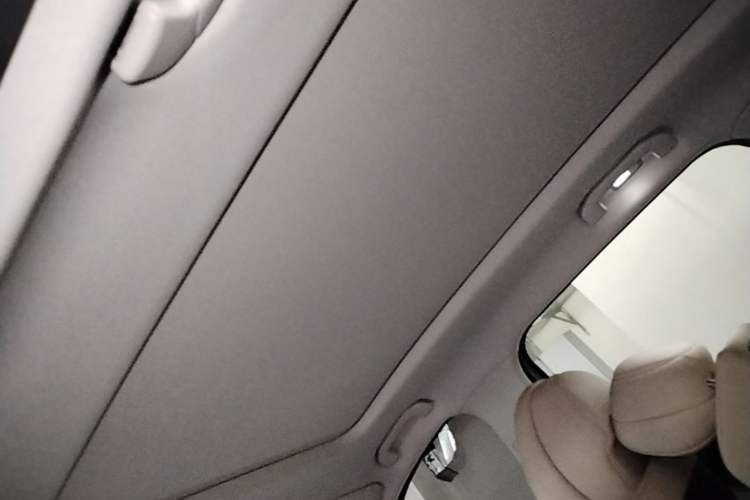 Used Chery Fengyun T9 2024 120 Long-Range Flagship Version 7 Seats Lithium Iron Phosphate Headliner