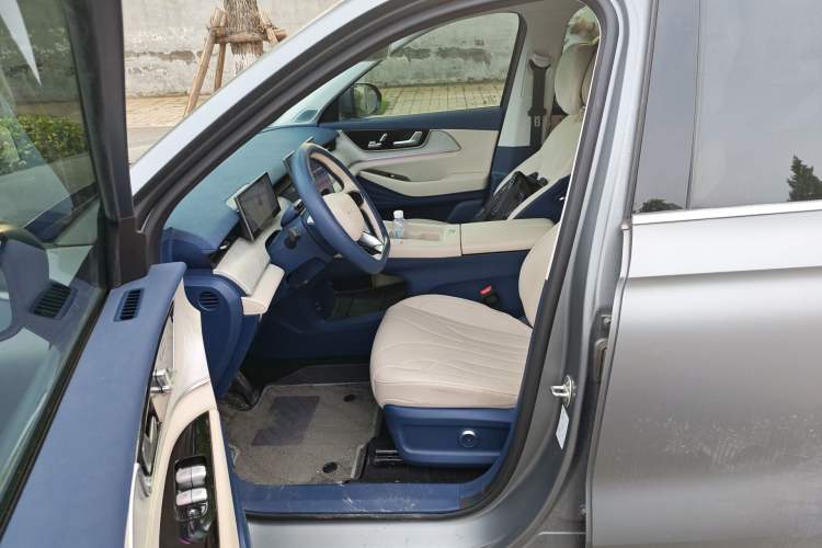 Used Chery Fengyun T9 2024 120 Long-Range Flagship Version 7 Seats Lithium Iron Phosphate Left Front Seat