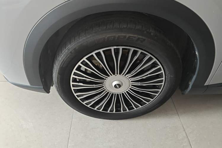 Used Chery Fengyun T9 2024 120 Long-Range Flagship Version 7 Seats Ternary Lithium Left Front Wheel Hub