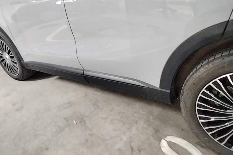 Used Chery Fengyun T9 2024 120 Long-Range Flagship Version 7 Seats Lithium Iron Phosphate Left Side Sill