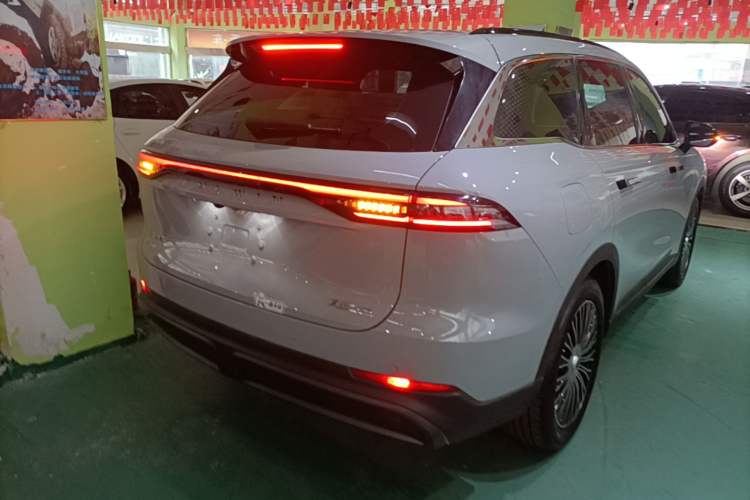 Used Chery Fengyun T9 2024 120 Long-Range Luxury Version 5 Seats Ternary Lithium Rear Right 45 Deg