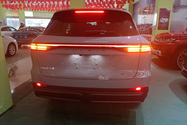 Used Chery Fengyun T9 2024 120 Long-Range Luxury Version 5 Seats Ternary Lithium Rear