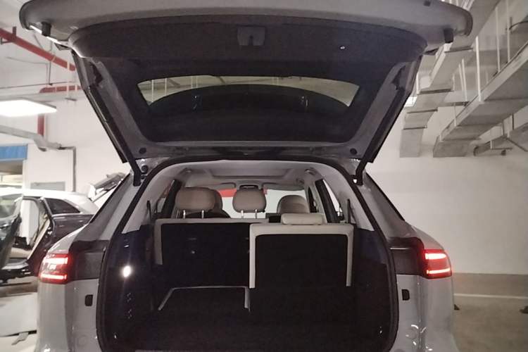 Used Chery Fengyun T9 2024 120 Long-Range Flagship Version 7 Seats Lithium Iron Phosphate Trunk