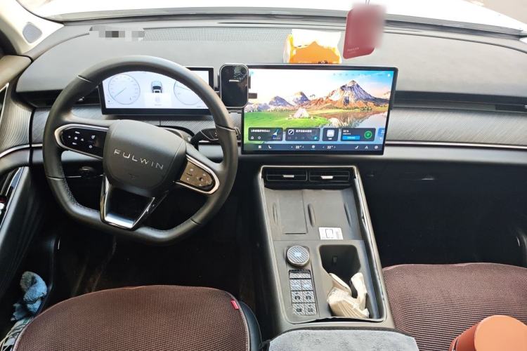 Used Chery Fengyun T9 2024 120 Long-Range Luxury Version 5 Seats Ternary Lithium Center Console