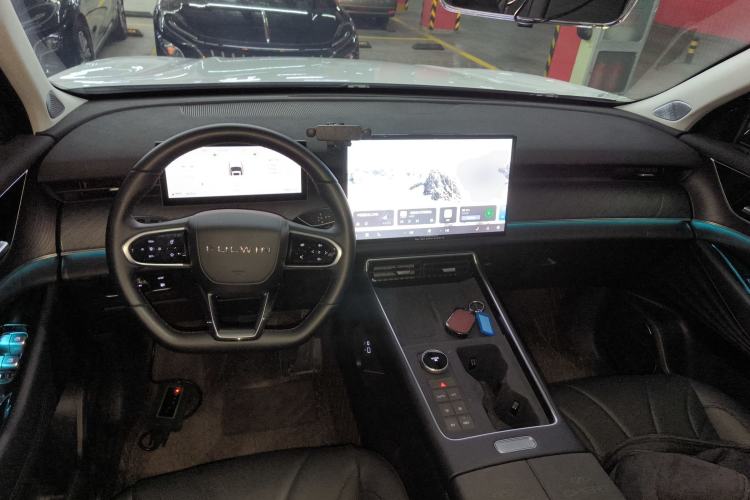 Used Chery Fengyun T9 2024 120 Long-Range Comfort Version 7 Seats Lithium Iron Phosphate Center Console