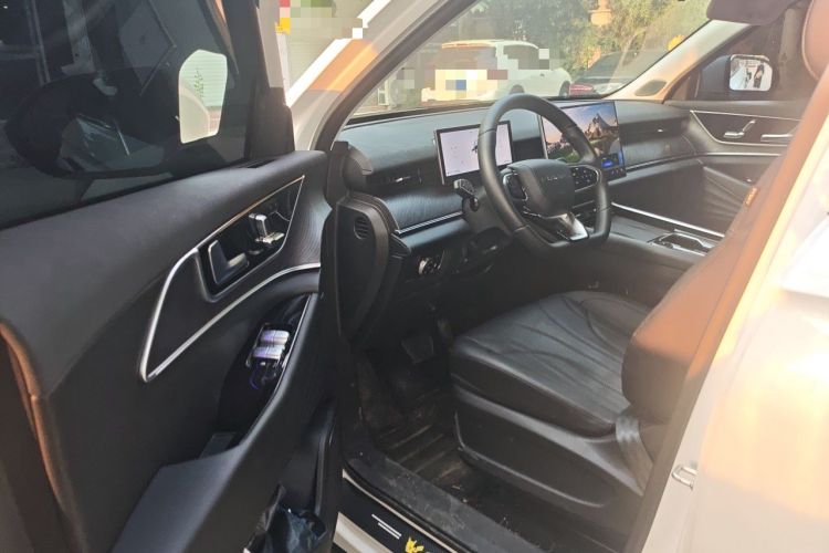 Used Chery Fengyun T9 2024 120 Long-Range Comfort Version 7 Seats Lithium Iron Phosphate Driver Seat