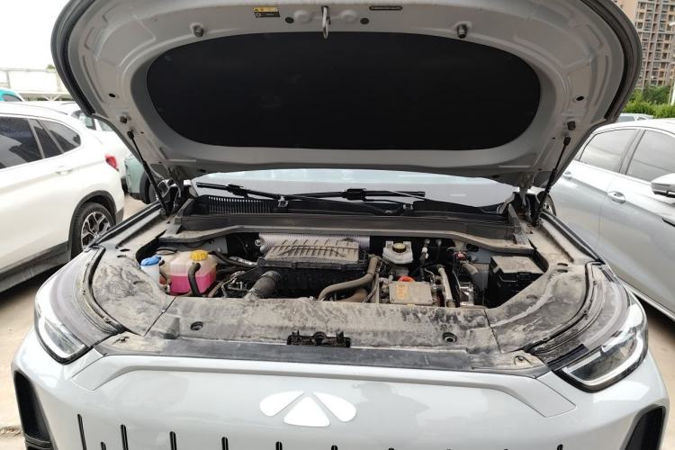 Used Chery Fengyun T9 2024 120 Long-Range Flagship Version 7 Seats Lithium Iron Phosphate Engine Bay
