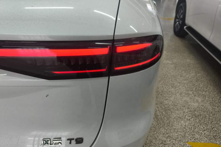 Used Chery Fengyun T9 2024 120 Long-Range Comfort Version 5-Seater with Ternary Lithium Battery Exterior 3