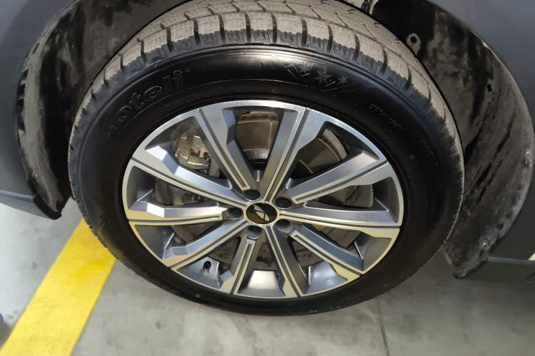 Used Chery Fengyun T9 2024 120 Long-Range Comfort Version 7 Seats Lithium Iron Phosphate Left Front Wheel Hub