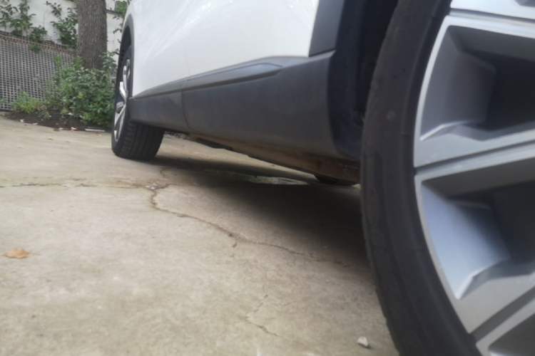 Used Chery Fengyun T9 2024 120 Long-Range Comfort Version 5-Seater with Ternary Lithium Battery Left Side Sill
