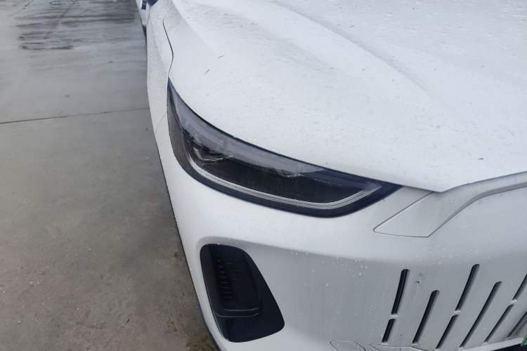 Used Chery Fengyun T9 2024 120 Long-Range Luxury Version 5 Seats Ternary Lithium Right Front Headlight