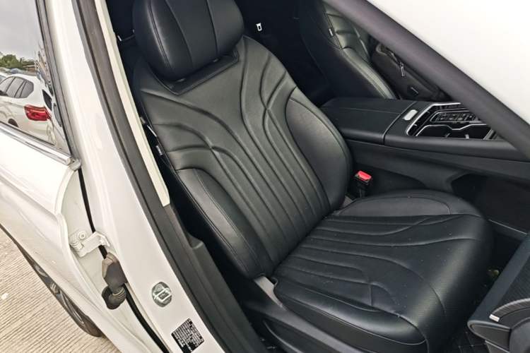Used Chery Fengyun T9 2024 120 Long-Range Comfort Version 7-Seater Lithium-Ion Battery Right Front Seat