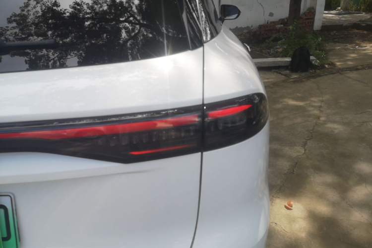 Used Chery Fengyun T9 2024 120 Long-Range Comfort Version 5-Seater with Ternary Lithium Battery Right Rear Taillight