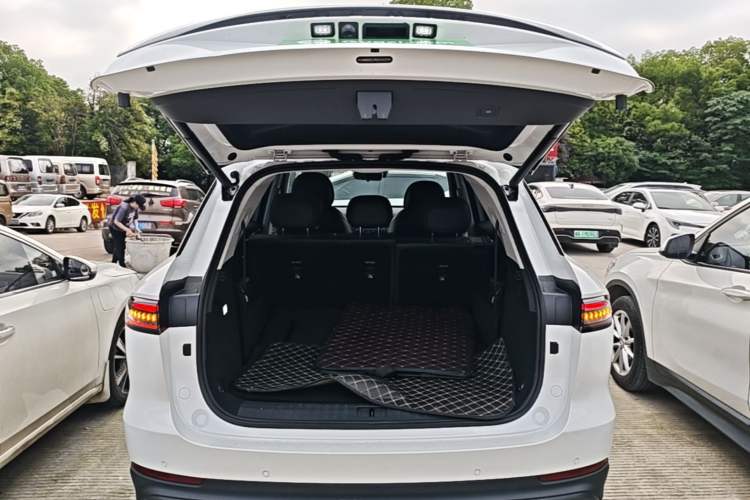 Used Chery Fengyun T9 2024 120 Long-Range Comfort Version 7-Seater Lithium-Ion Battery Trunk