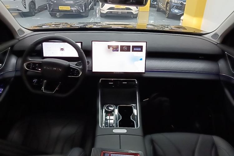 Used Chery Fengyun T9 2025 120 Long-Range Luxury Version 5 Seats Lithium Iron Phosphate Center Console