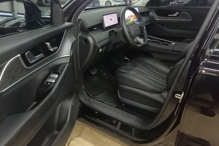 Used Chery Fengyun T9 2025 120 Long-Range Prestige Version 5 Seats Lithium Iron Phosphate Driver Seat