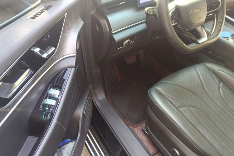 Used Chery Fengyun T9 2025 120 Long-Range Flagship Version 5 Seats Lithium Iron Phosphate Driver Seat