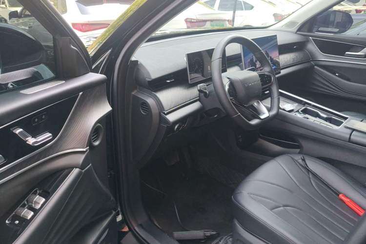 Used Chery Fengyun T9 2025 120 Long-Range Prestige Version 5 Seats Lithium Iron Phosphate Driver Seat