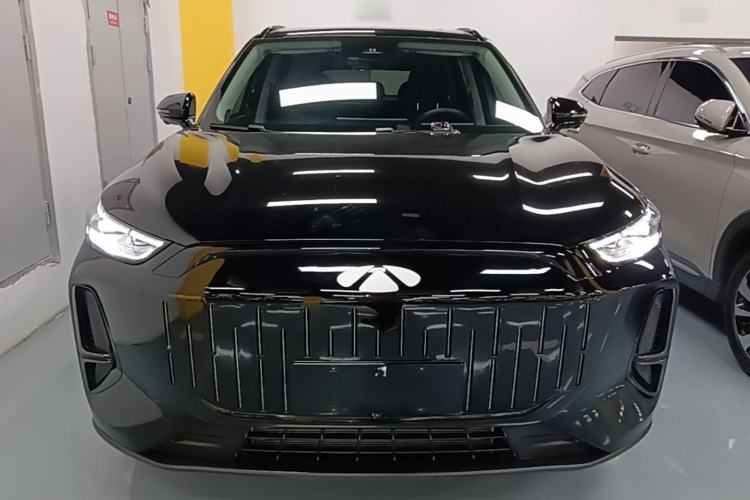 Used Chery Fengyun T9 2025 120 Long-Range Luxury Version 5 Seats Lithium Iron Phosphate Front