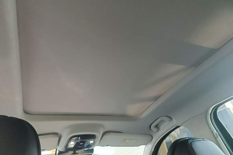 Used Chery Fengyun T9 2025 120 Long-Range Luxury Version 5 Seats Lithium Iron Phosphate Headliner