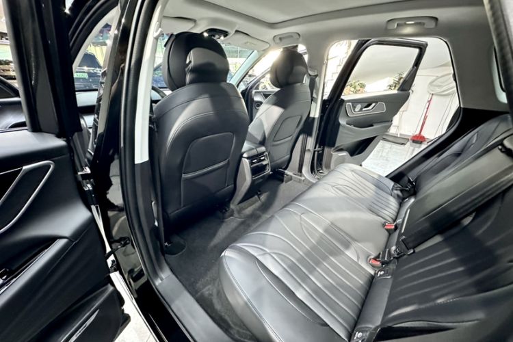 Used Chery Fengyun T9 2025 120 Long-Range Prestige Version 5 Seats Lithium Iron Phosphate Interior 6