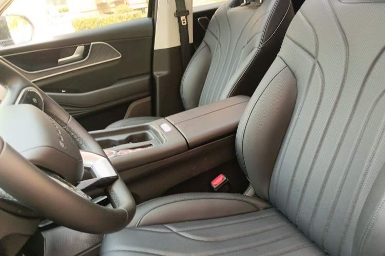 Used Chery Fengyun T9 2025 120 Long-Range Prestige Version 5 Seats Lithium Iron Phosphate Left Front Seat