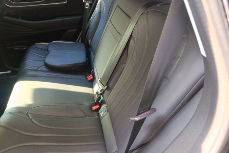 Used Chery Fengyun T9 2025 120 Long-Range Flagship Version 5 Seats Lithium Iron Phosphate Left Rear Seat