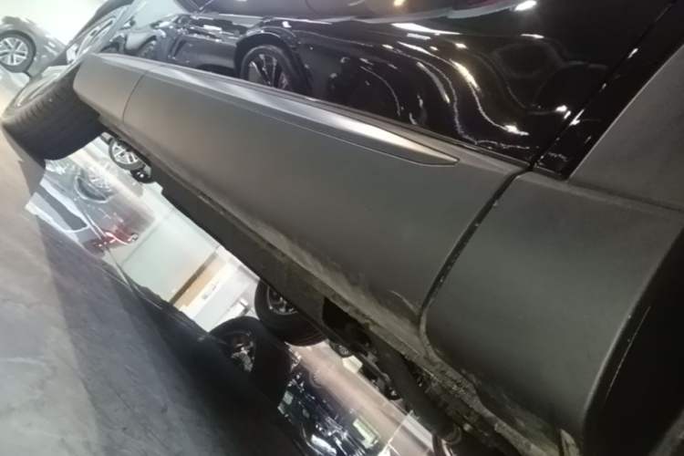 Used Chery Fengyun T9 2025 120 Long-Range Prestige Version 5 Seats Lithium Iron Phosphate Right Side Sill