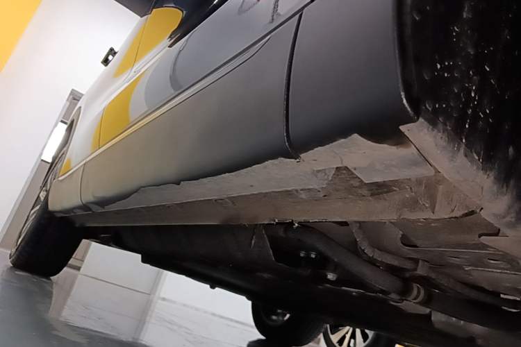 Used Chery Fengyun T9 2025 120 Long-Range Luxury Version 5 Seats Lithium Iron Phosphate Right Side Sill