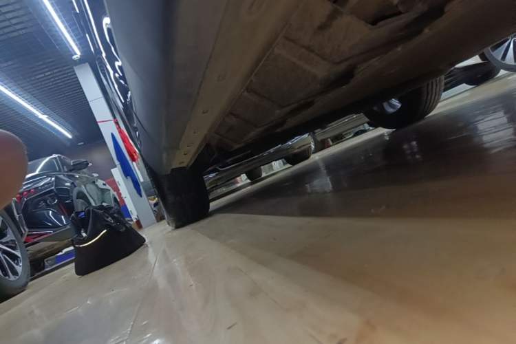 Used Chery Fengyun T9 2025 120 Long-Range Prestige Version 5 Seats Lithium Iron Phosphate Right Side Sill