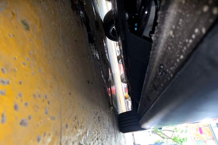 Used Chery Fengyun T9 2025 120 Long-Range Flagship Version 7 Seats Lithium Iron Phosphate Right Side Sill