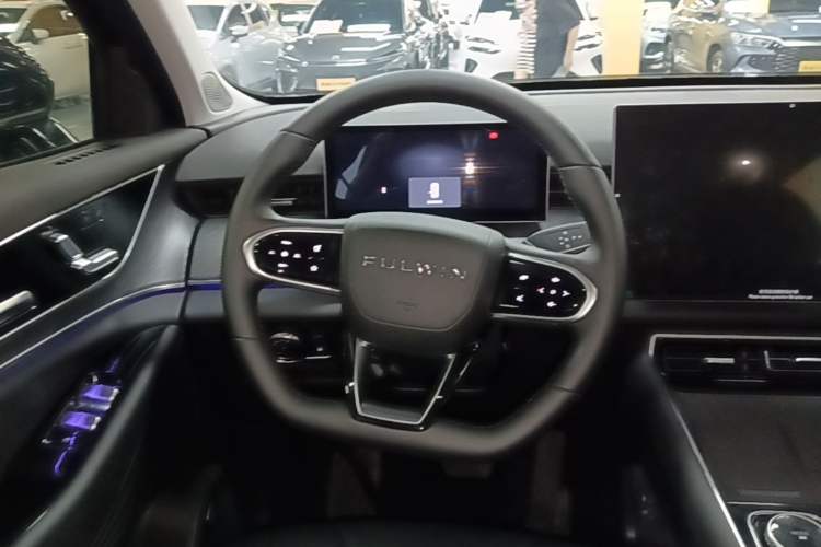 Used Chery Fengyun T9 2025 120 Long-Range Luxury Version 5 Seats Lithium Iron Phosphate Steering Wheel