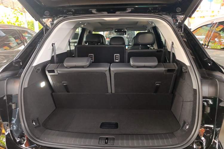 Used Chery Fengyun T9 2025 120 Long-Range Flagship Version 7 Seats Lithium Iron Phosphate Trunk
