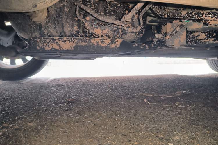 Used Chery Fengyun T9 2025 120 Long-Range Luxury Version 7 Seats Lithium Iron Phosphate Chassis Rear Right