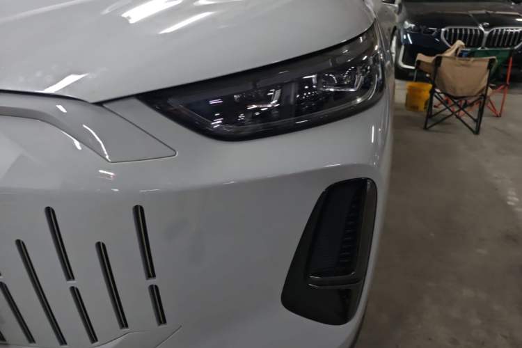 Used Chery Fengyun T9 2025 120 Long-Range Luxury Version 7 Seats Lithium Iron Phosphate Left Front Headlight