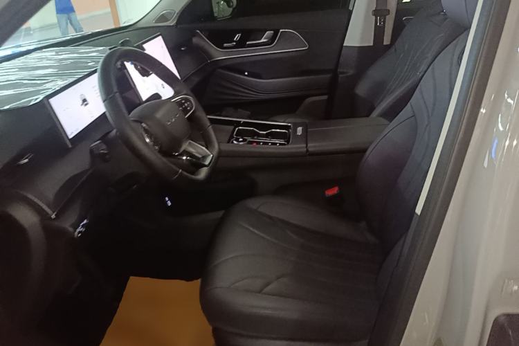 Used Chery Fengyun T9 2025 120 Long-Range Luxury Version 7 Seats Lithium Iron Phosphate Left Front Seat