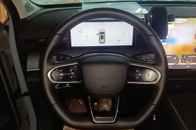 Used Chery Fengyun T9 2025 120 Long-Range Luxury Version 7 Seats Lithium Iron Phosphate Steering Wheel