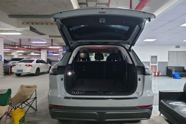Used Chery Fengyun T9 2025 120 Long-Range Luxury Version 7 Seats Lithium Iron Phosphate Trunk