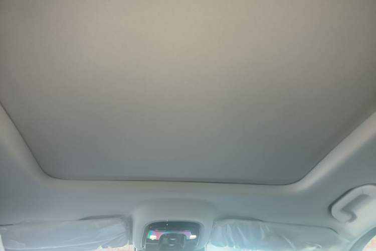 Used Chery Fengyun T9 2025 120 Long-Range Luxury Version 7 Seats Lithium Iron Phosphate Headliner
