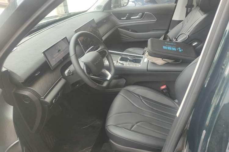 Used Chery Fengyun T9 2025 120 Long-Range Luxury Version 5-Seater with Ternary Lithium Battery Left Front Seat