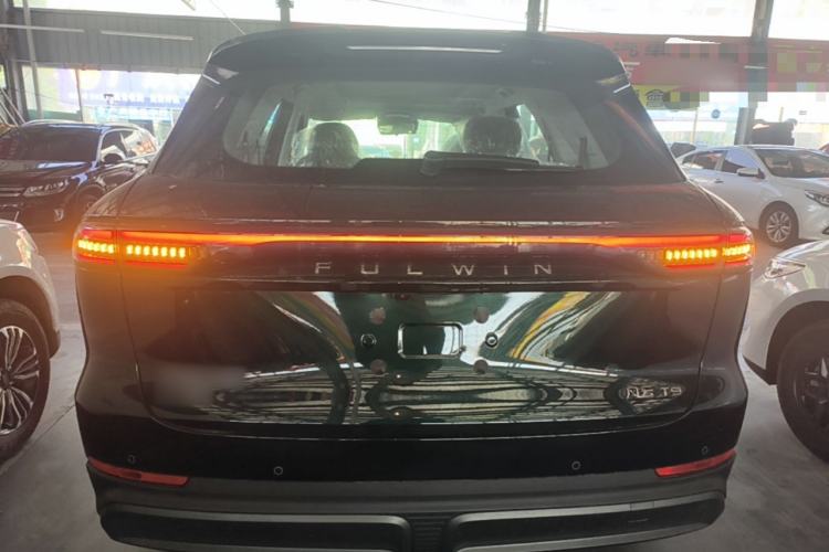 Used Chery Fengyun T9 2025 120 Long-Range Luxury Version 7 Seats Lithium Iron Phosphate Rear
