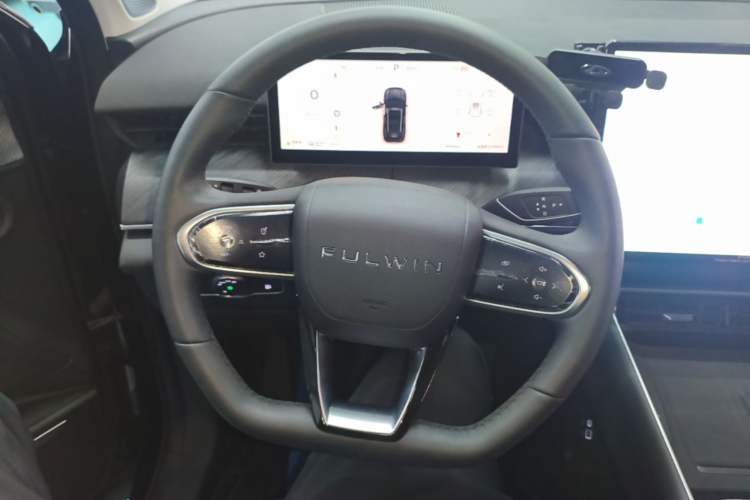 Used Chery Fengyun T9 2025 120 Long-Range Prestige Version 5 Seats Lithium Iron Phosphate Steering Wheel