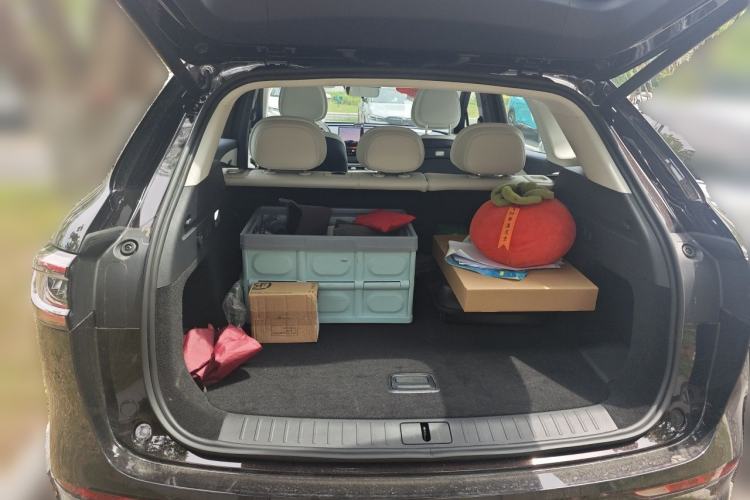 Used Chery Fengyun T9  Trunk